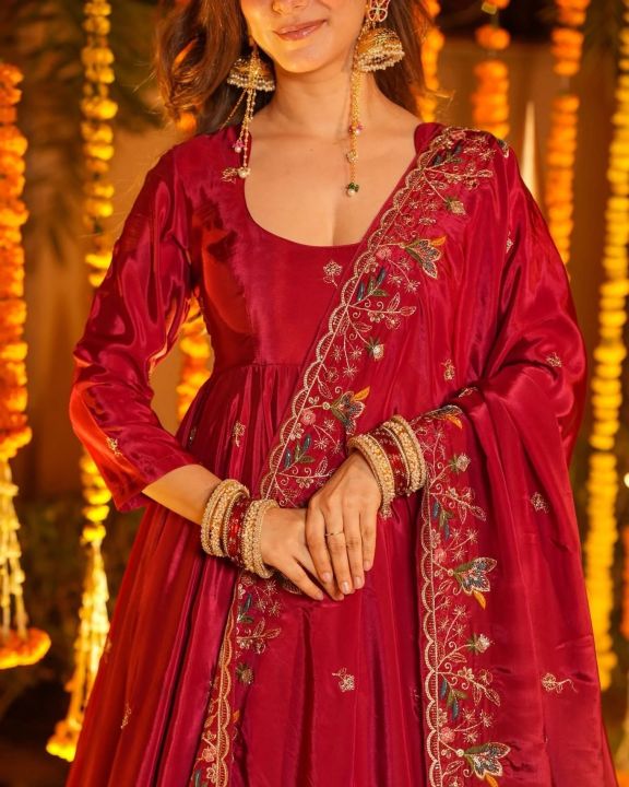 Designer%20Natural%20Crepe%20Silk%20Anarkali%20Palazzo%20Set%20with%20Thread%20&%20Sequin%20Work%20By%20Sapnaaz%20Fashion%20-%20Image%203