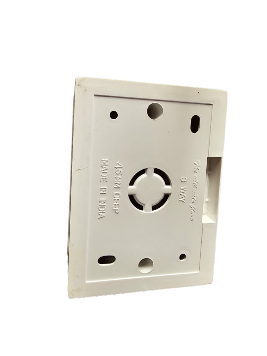 25%20Amp%20Modular%20AC%20Socket%20Box%20with%20Single%20Pole%20MCB%20enclosure%20and%20Heavy%20Duty%203%20Pin%20Plug%20Top%20-%20Image%204
