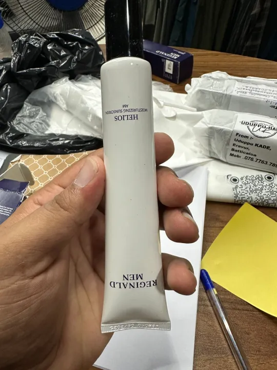 Reginald%20men%20sunscreen%20-%20Image%203