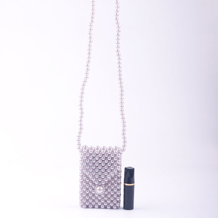 Internet%20Hot%20Dyed%20Gray%20Triangle%20Buckle%20Mini%20Lipstick%20Pack%20Small%20and%20Lightweight%20Hand-Woven%20Crossbody%20Bag%20-%20Image%202