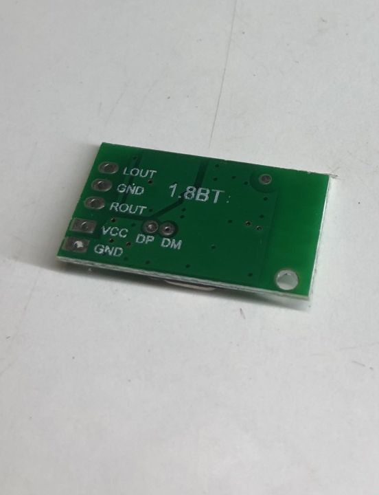 Bluetooth%20Audio%20Receiver%20Module%20with%203.0,%20MP3%20Support,%203%20Output%20Terminals%20for%20Wired%20Earphones%20or%20Amplifier%20Connection%20-%20Image%203