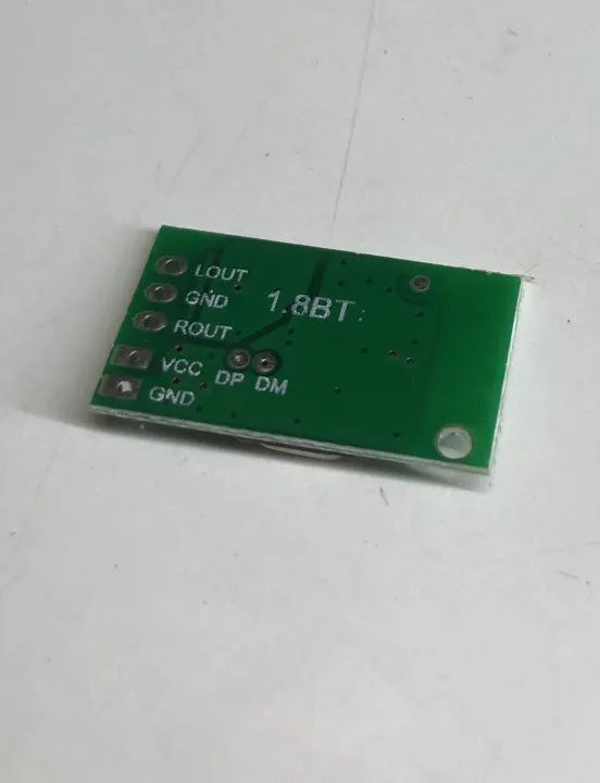 Bluetooth%20Audio%20Receiver%20Module%20with%203.0,%20MP3%20Support,%203%20Output%20Terminals%20for%20Wired%20Earphones%20or%20Amplifier%20Connection%20-%20Image%203