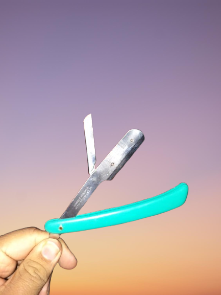 Straight%20Edge%20Stainless%20Steel%20Disposable%20Razor%20/Barber%20Razor%20/Ustara-%201Pcs%20-%20Image%206