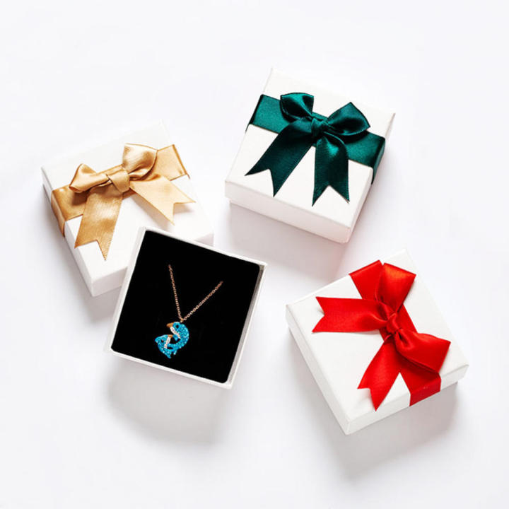 High-grade%20Necklace%20gift%20box%20Stylish%20Handcrafted%20Small-sized%20Ring%20packaging%20box%20Velvet-lined%20Bow%20Jewelry%20display%20case%20for%20Wedding%20Anniversary%20Birthday%20Gift%20giving%20Jewelry%20storage%20-%20Image%207