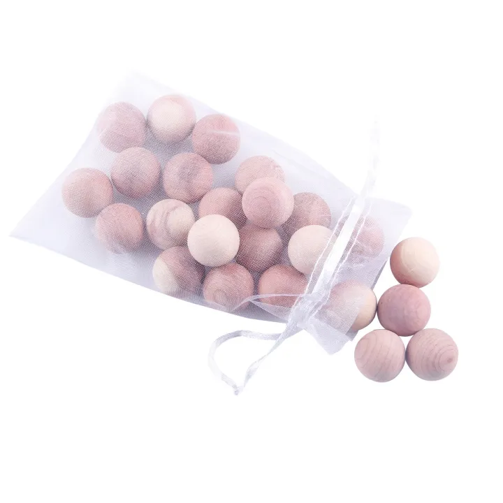 24Pcs%20Natural%20Cedar%20Balls%20Aromatic%20Red%20Cedar%20Wooden%20Balls%20-%20Image%204