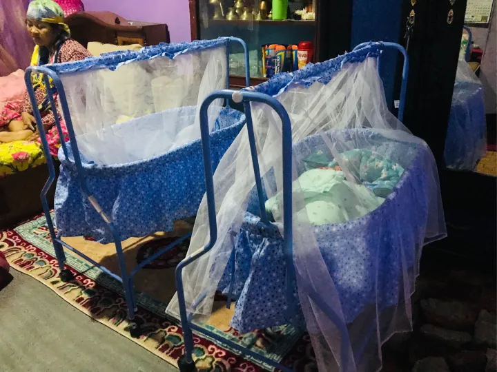 Baby%20Cradle%20Jhulongo%20Jhula%20-%20Image%203