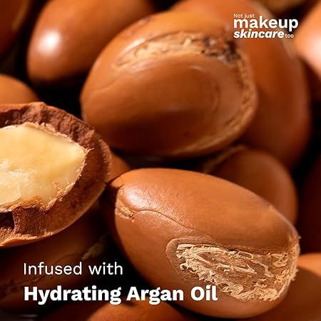 Pilgrim%20Black%20Scandal%20Eyeliner%20Pencil%20Intense%20Matte%20Finish%203.50%20ml%20-%20Image%206