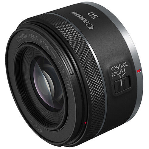 Canon%20RF%2050mm%20f/1.8%20STM%20Lens%20-%20Image%204