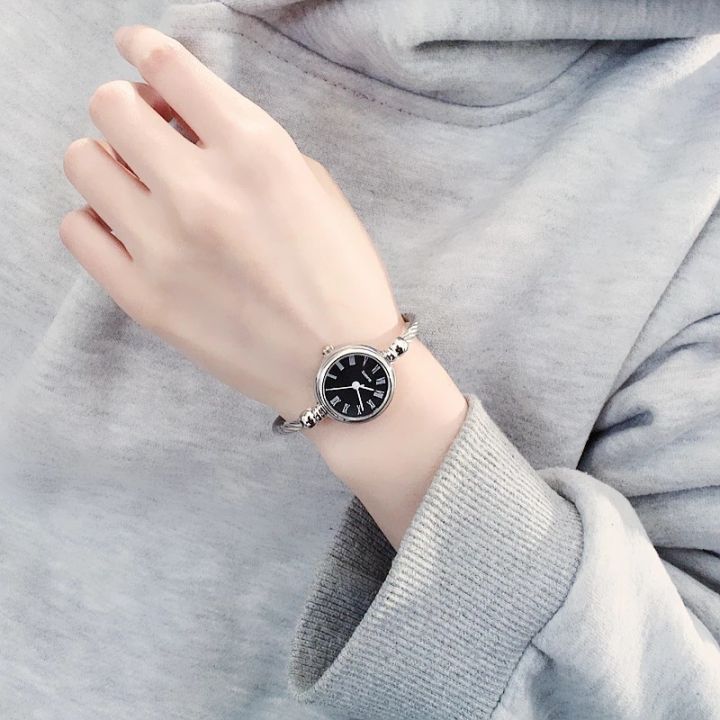 Luxury%20Bracelet%20Watches%20Retro%20Ladies%20Fashion%20Casual%20Women%20Dress%20Watch%20-%20Image%205