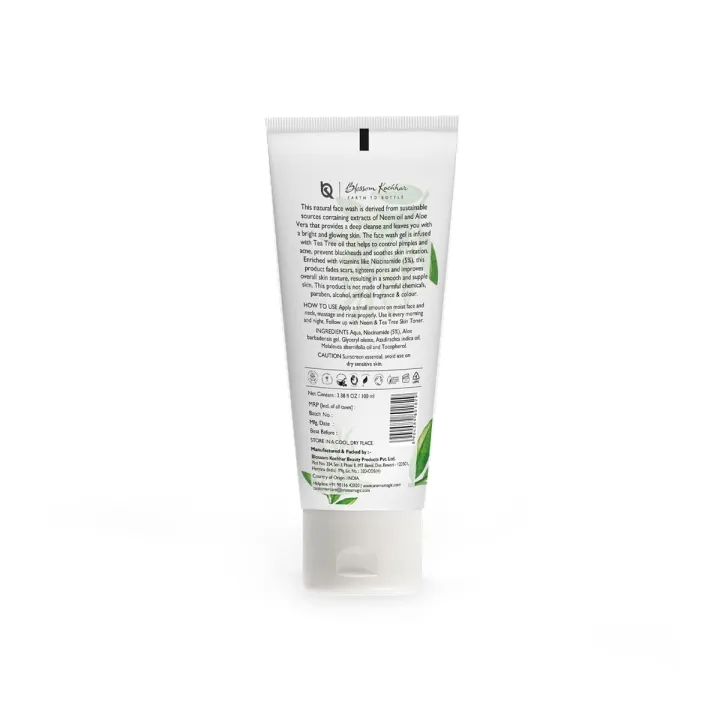 Blossom%20Kochhar%20Aroma%20Magic%20Neem%20&%20Tea%20Tree%20Face%20Wash%20for%20Oily%20Skin%20100%20ml%20-%20Image%204