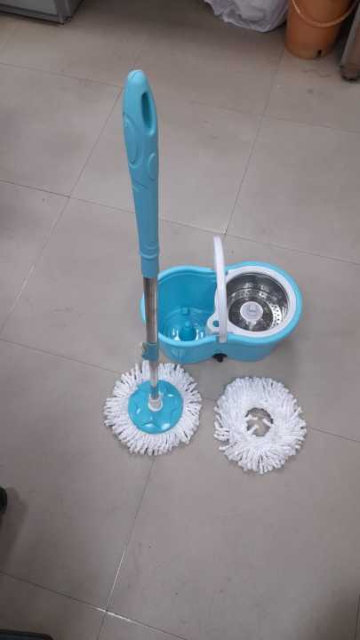 Easy%20Magic%20Floor%20Cleaning%20360%C2%B0%20Spin%20Bucket%20Mop%20Set%20With%20Dual%20Mop%20Heads%20And%20steel%20round%20-%20Image%205