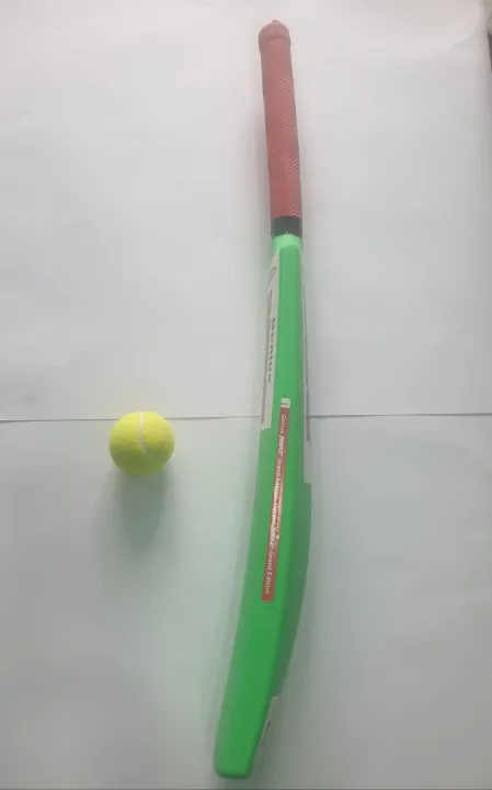 Cricket%20Bat/%20Plastic%20Cricket%20Bat%20No.%205%20With%20Tennis%20Ball%20-%20Image%204