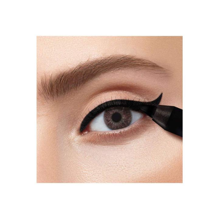 Lakme%20Absolute%20Ultimate%20Kohl%20Kajal%20-%20Black%20(1.2g)%20-%20Image%204