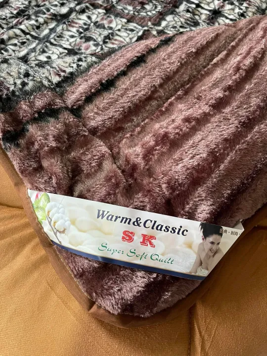 Luxurious%20Fur%20King%20Size%20Quilt%20For%20Minus%20Degrees%20-%20Image%206