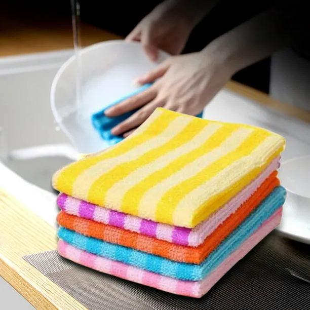 Micro%20Fiber%20Cleaning%20Towels%20Set%205%20Pieces%20-%20Image%202