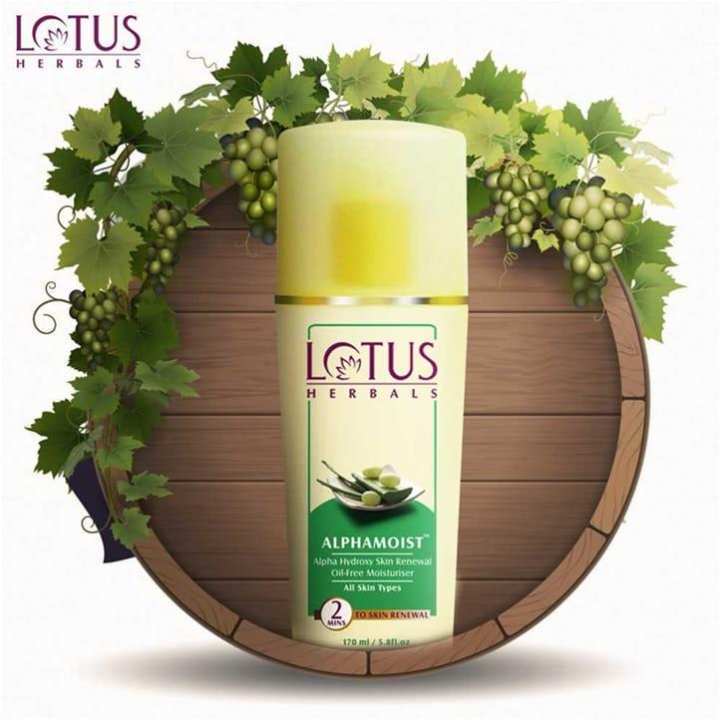 LotusHerbals Alphamoist Alpha Hydroxy Skin Renewal Oil Free Moisturizer - 170 ml