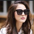 Over Size Black Square Sunglasses For Women. 