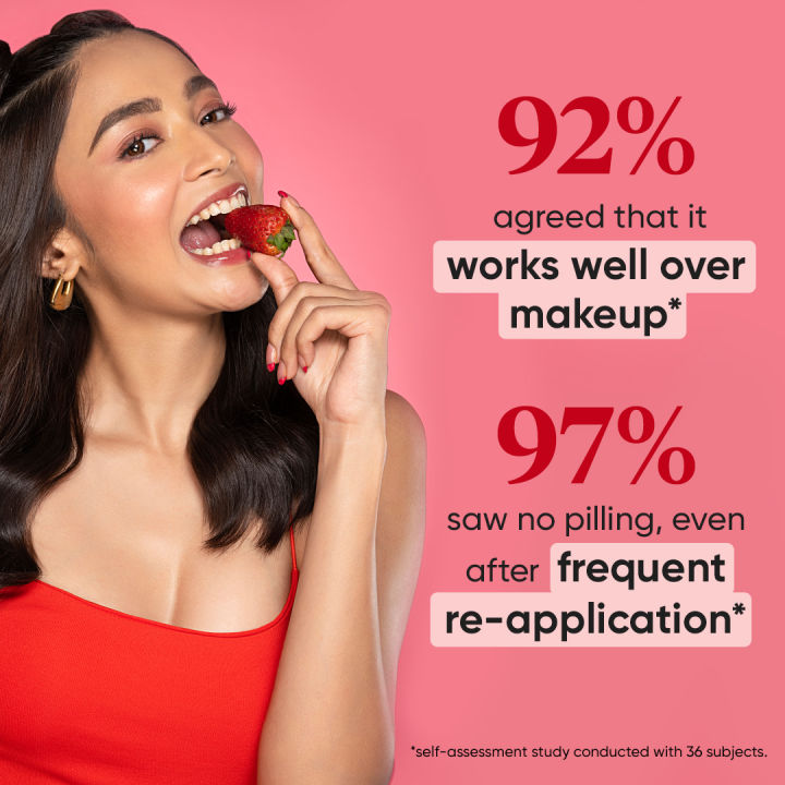 Dot%20&%20Key%20Strawberry%20Dew%20Sunscreen%20Stick%20SPF%2050+%20PA++++%2020g%20-%20Image%205