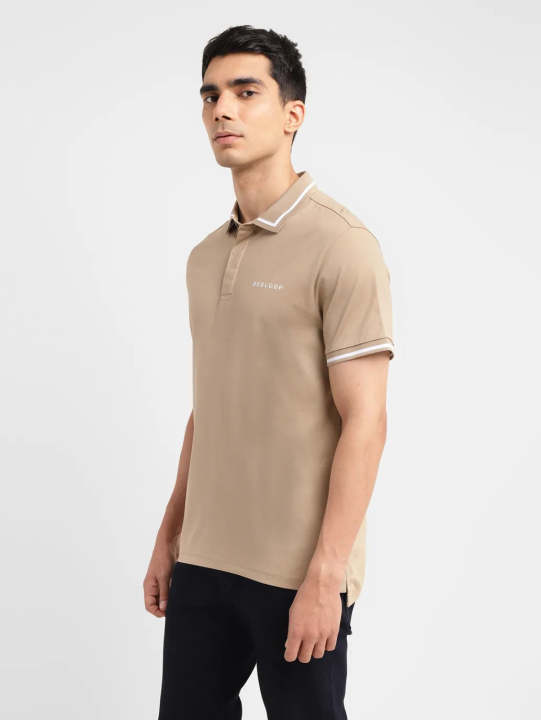 Levi's%20Redloop%20Solid%20Slim%20Fit%20Polo%20T-shirt%20for%20Men(81791-0076)%20by%20Brandhouse%20Fashion%20-%20Image%204