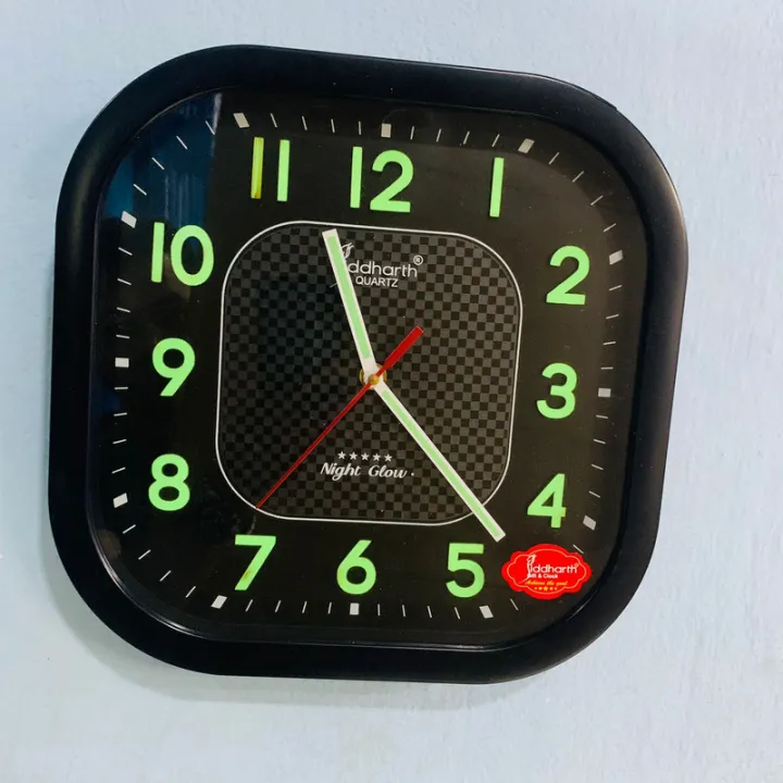 Full%20Black%20Square%20Dial%20With%20Radium%20Function%20Wall%20Clock%20For%20Office,%20Hotel,%20Restaurant,%20Home,%20%20Living%20Room%20(1203)%20-%20Image%204