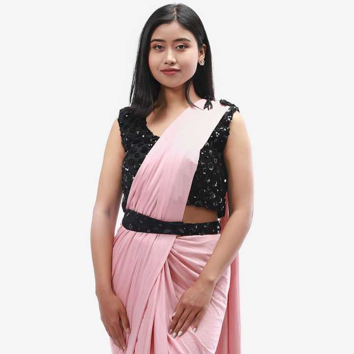 Pink%20Color%20Silk%20Embroidered%20Fix%20Saree%20With%20Black%20Blouse%20Set%20For%20Women%20-%20Image%208