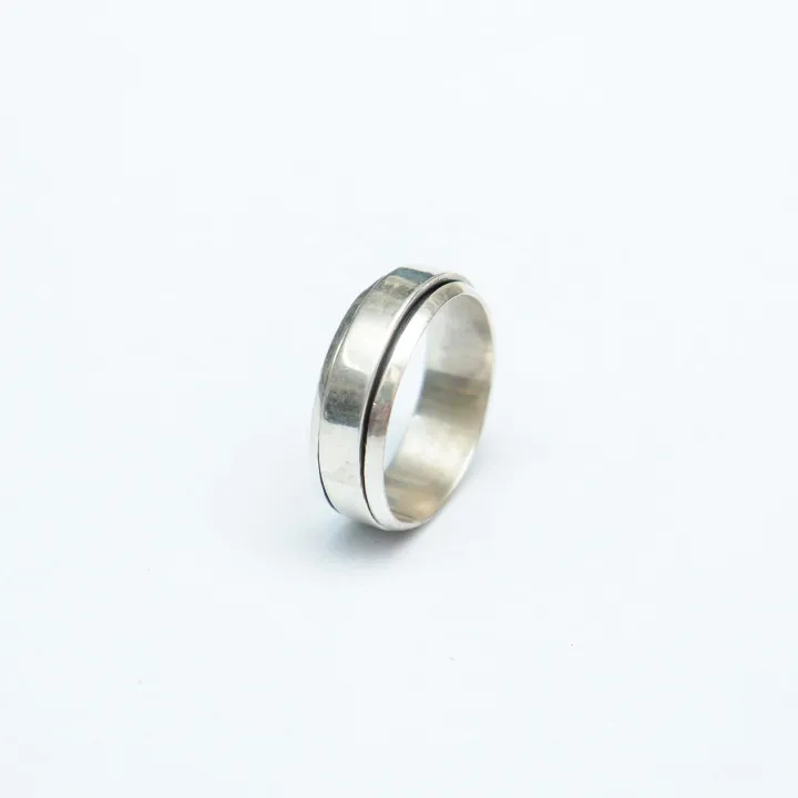 925%20Sterling%20Silver/%20Pure%20Silver%20Plain%20Ring%20For%20Unisex%20-%20Image%203