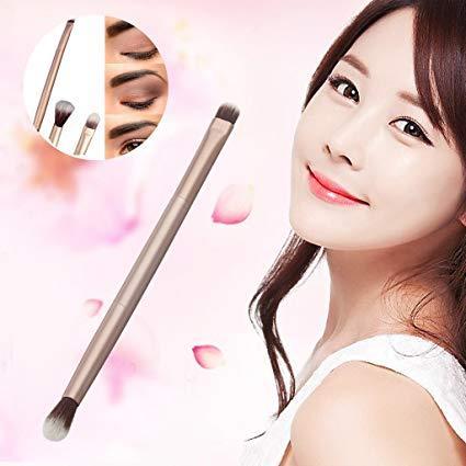 Double%20Sided%20Eyeshadow%20Blending%20Brush%20-%201%20pc%20-%20Image%207