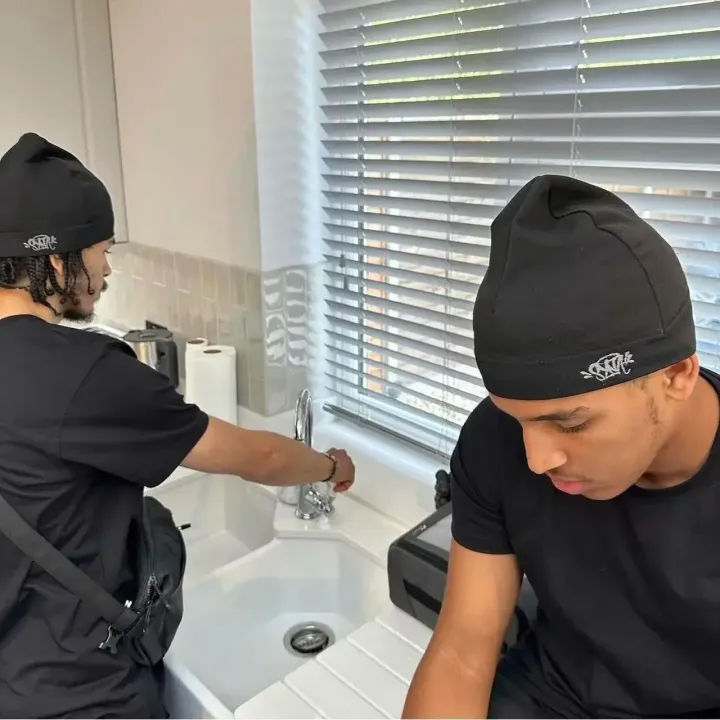 Syna%20Running%20Cap%20Syna%20World%20Skull%20Hat%202023%20New%20Knitting%20Syna%20Beanie%20Hat%20Men%20Women%20Paragraph%20Quality%20Cap%20Y2k%20Warm%20Beanies%20-%20Image%204