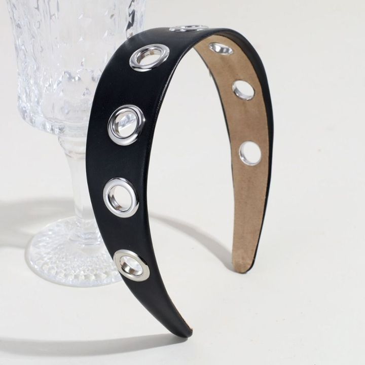 Casual%20Solid%20Color%20Hollow%20Metal%20Headband%20Grommet%20Metal%20Ring%20Punk%20Headwrap%20Rock%20Steampunk%20Hip-hop%20Hollowed%20Out%20Eyelets%20Headband%20Women%20-%20Image%208