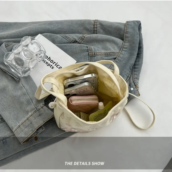 Chinese%20Hanfu%20Drawstring%20Bag%20Elegant%20Shoulder%20Bag%20Ethnic%20Style%20Floral%20Bucket%20Bag%20Ancient%20Style%20Hanfu%20Accessories%20Embroidery%20Flower%20Handbag%20Shopping%20-%20Image%205