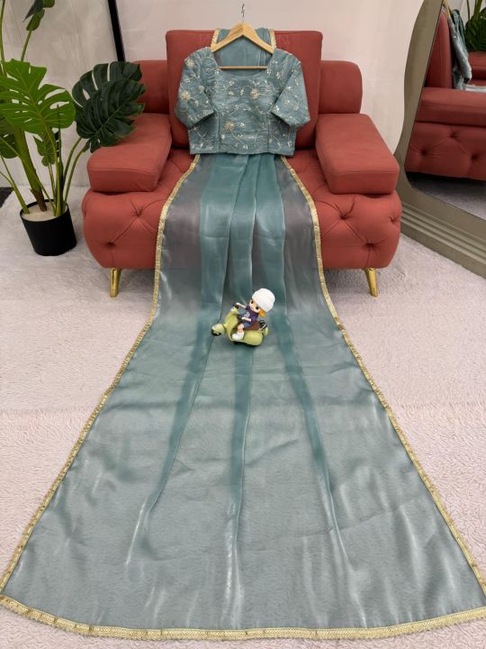 Elegant%20Heavy%20Zimmy%20Chu%20Saree%20with%20Fancy%20Lace%20&%20Sequence%20Work%20By%20Sapnaaz%20Fashion%20-%20Image%206