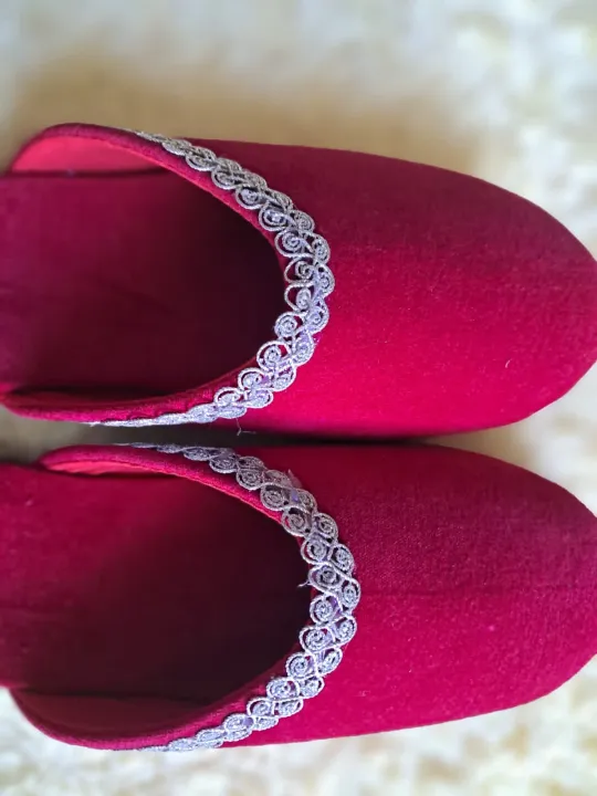 Handmade%20Velvet%20Shoes%20For%20Women,%20Red%20Velvet%20Slipper%20-%20Image%203