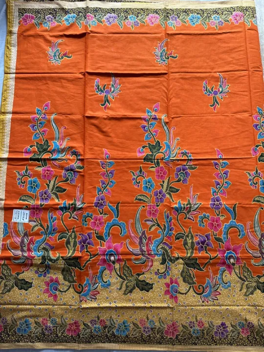 Cotton%20Print%20Lungi%20for%20Girls%20-%20Floral%20Batik%20Style%20Design%20(Extra%20Wide)%20-%20Image%202