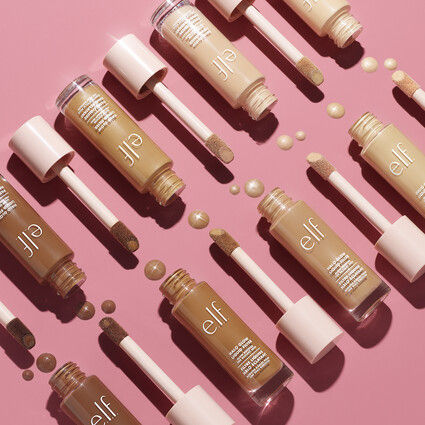 e.l.f.%20Halo%20Glow%20Liquid%20Filter,%20Complexion%20Booster%2031.5ml%20(1.06%20Fl%20Oz%20)%20-%20Image%203