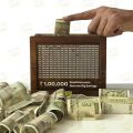 Wooden Money Piggy Bank, Money Saving Box, Gullak with Savings Chart, 100000 Rupees Goal Tracker, Cash Collection Bank for Kids and Adults(1Pc). 