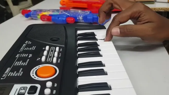 49%20Keys%20Bigfun%20Electronic%20Piano%20Keyboard%20With%20Mic-%20BF-530A1%20-%20Image%203