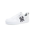YEARCON SKATEBOARD SHOES FOR MEN. 