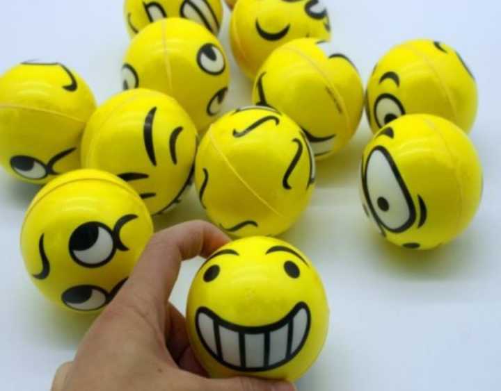 Stress%20Relieving%20Ball%20-%20Happy%20Smile%20Face%20Squishes%20Toys%20Stress%20Foam%20Ball%20%7C%20Smiley%20Design%20Stress%20Relief%20Squishy%20Toy%20-%20Image%202