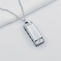 Mini Harmonica Necklace Kids Musical Instrument Harmonica 4 Hole 8 Tone Harmonica Portable Musical Instrument for Children and Beginners. 