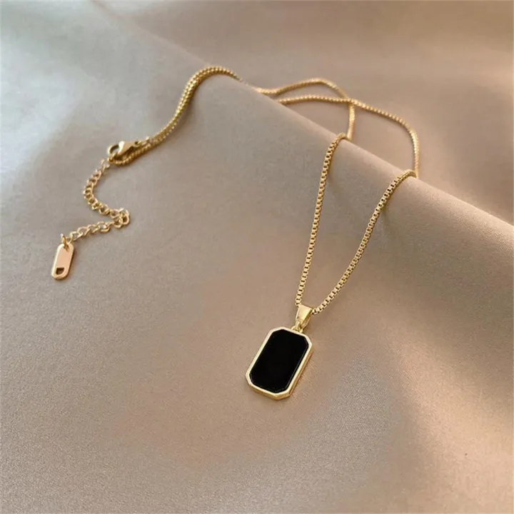 Jewelry%20accessory%20Pendant%20necklace%20Delicate%20Long%20chain%20Minimalist%20Collarbone%20chain%20Rectangular%20pendant%20Black%20Women's%20jewelry%20for%20Daily%20wear%20Formal%20occasions%20Party%20accessory%20Fashion%20statement%20Gift%20for%20-%20Image%203