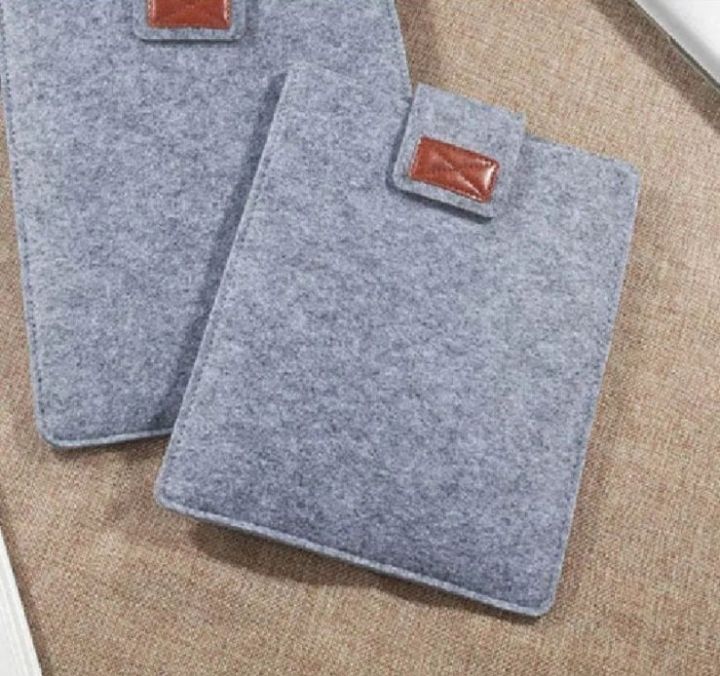 Elegant%20Light%20Grey%20Felt%20Sleeve%20Case%20for%2013.6%20Inch%20Apple/Kindle/Macbook%20-%20Image%202
