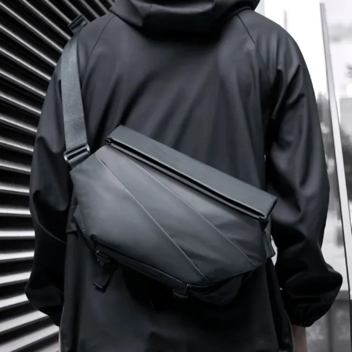 Simple%20Large%20Capacity%20Oxford%20Cloth%20Bag%20Men%20Simple%20Crossbody%20Bag%20Daypack%20Storage%20Shoulder%20Bag%20Male%20-%20Image%207