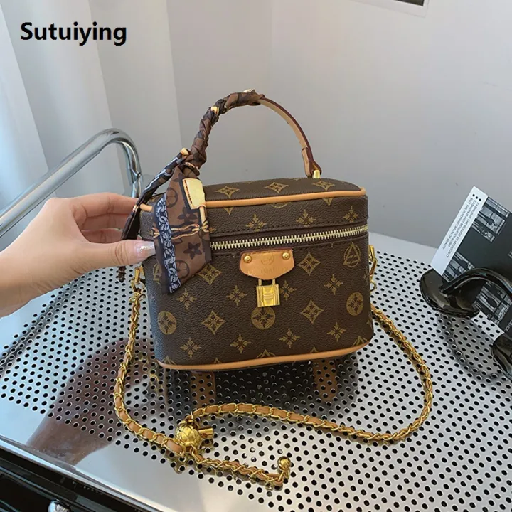 Sutuiying%202024%20Vintage%20Girls%20Shoulder%20Bag%20Handbag%20Printing%20Ladies%20Fashion%202025%20Crossbody%20Small%20Square%20Bag%20Simple%20Chain%20Girls%20Cosmetic%20Bag%20-%20Image%206