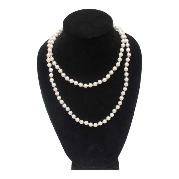 Pearl Mask Holder For Women