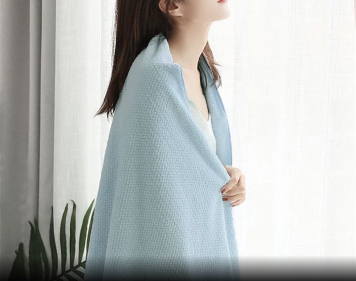 Waffle%20High%20Density%20Water%20Absorbent%20Bath%20Towel(27*54inches)%20-%20Image%203