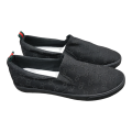 Black Color Levo No Lace Slip On Sneaker For Men. 