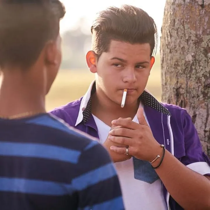 Fake%20Cigarettes%20(Pack%20of%201)%20-%20Realistic%20Movie,%20Stage%20&%20Costume%20Theatre%20Props%20-%20Harmless%20Fake%20Cigs%20for%20Dress%20Up,%20Halloween,%20Gangster%20or%20White%20Trash%20Party%20-%20Artificial%20No%20Puff%20Cig%20-%20Image%202