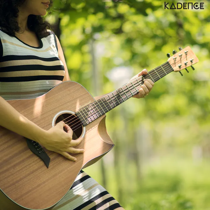Kadence%20Slowhand%20Semi%20Acoustic%20Guitar%20with%20Heavy%20Padded%20Bag,%20Picks,%20String%20Set,%20Strap%20(Sh03%20Premium%20Jumbo)%20-%20Image%207