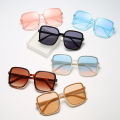 Men Women Trendy All-match Gradient Color Goggles Glasses UV380 Square Sunglasses Classic Fashion Sun Glasses For Unisex Eyewear. 