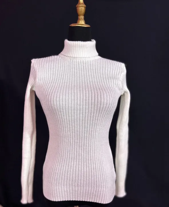 Women's%20Solid%20Black%20and%20White%20High%20Neck%20Full%20Sleeve%20Top%20-%20Image%202